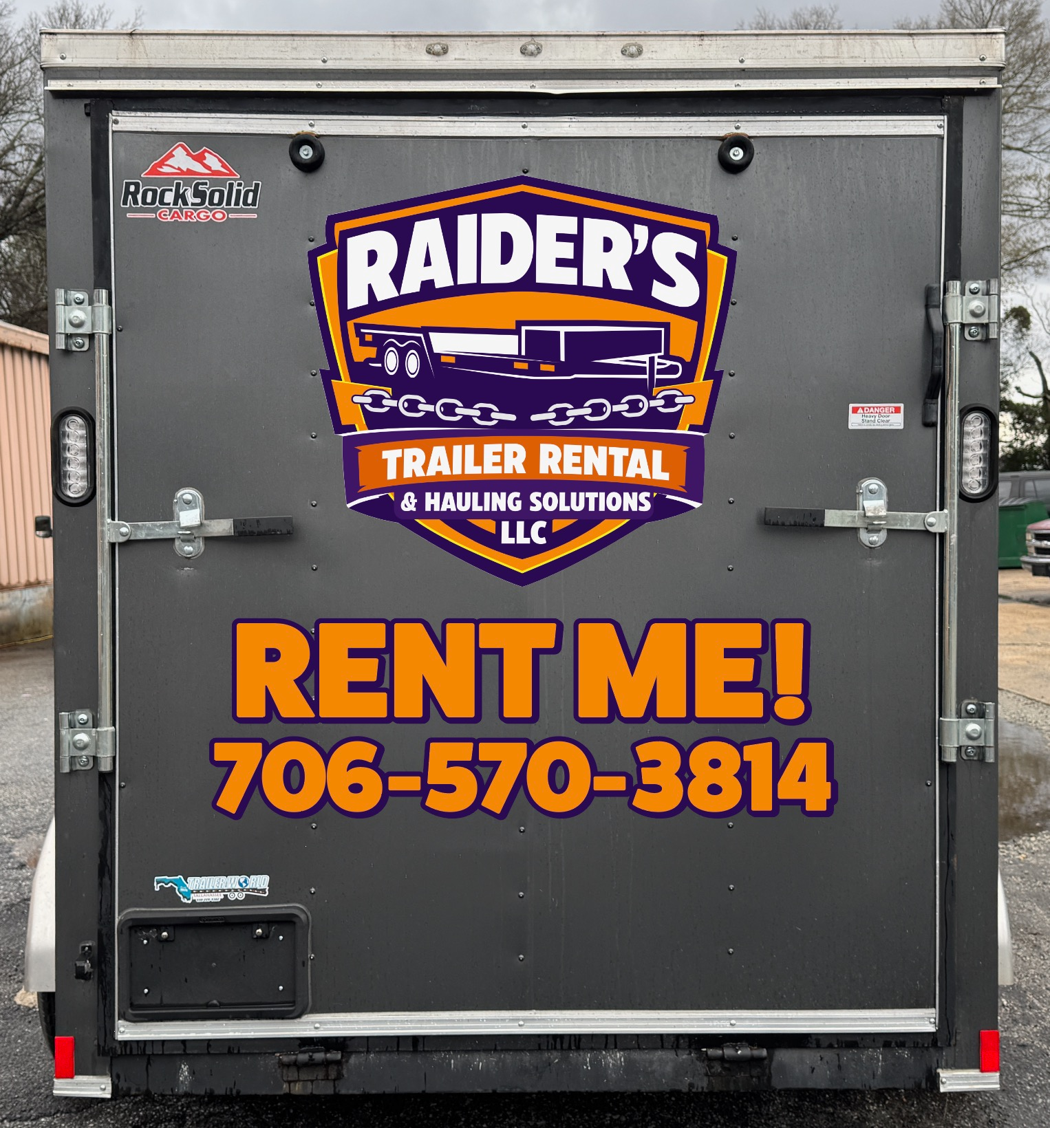 12' Enclosed Trailer thumbnail 2